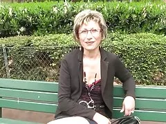 یک زن و شوهر از نوجوانان مانند یک عکس های سکس دختر پسر بزرگسال در رختخواب بازی می کنند