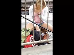 ققنوس ماری برای مسابقات عکس سکس دختر و پسر جهانی سکس آماده می شود